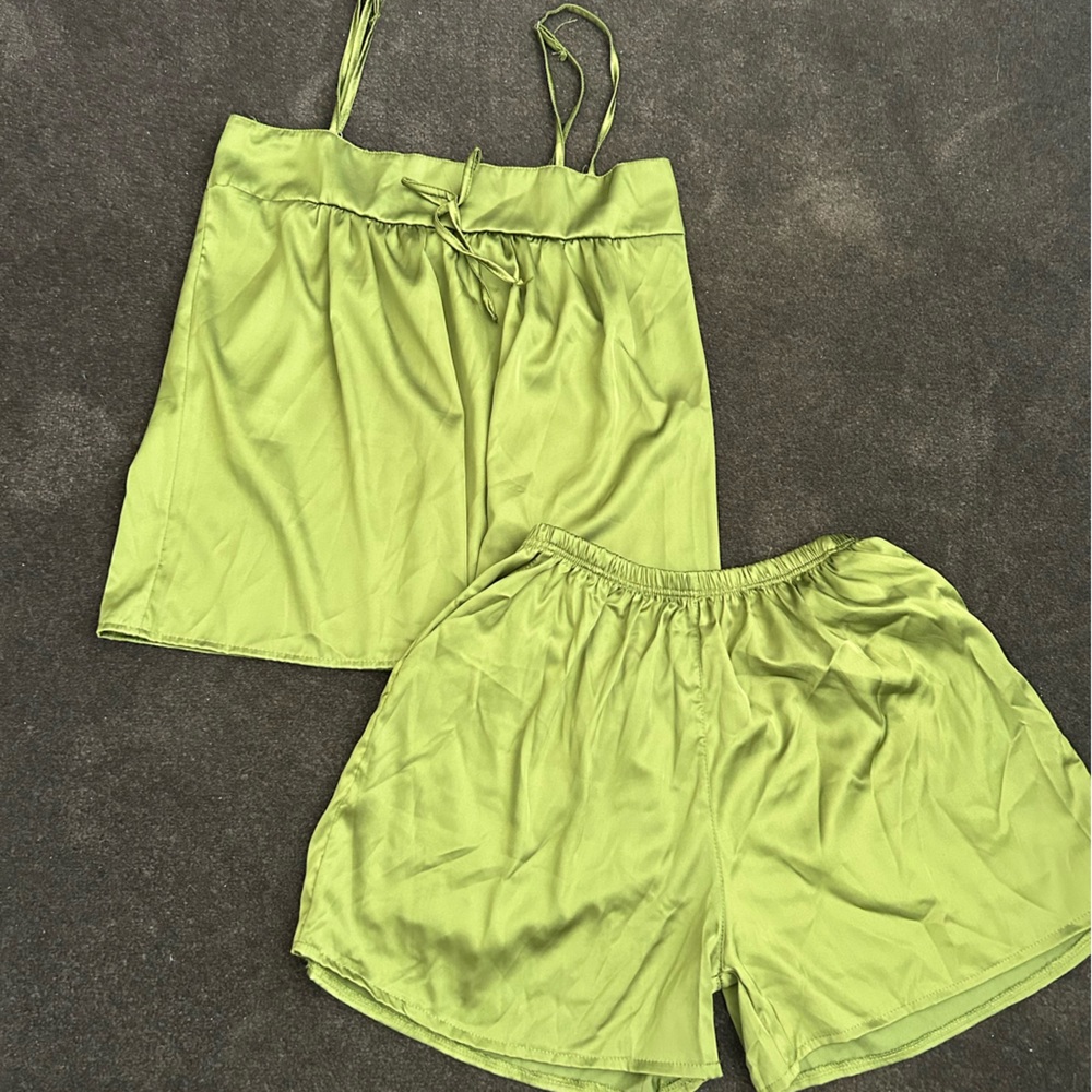 2 piece green silk pajama set